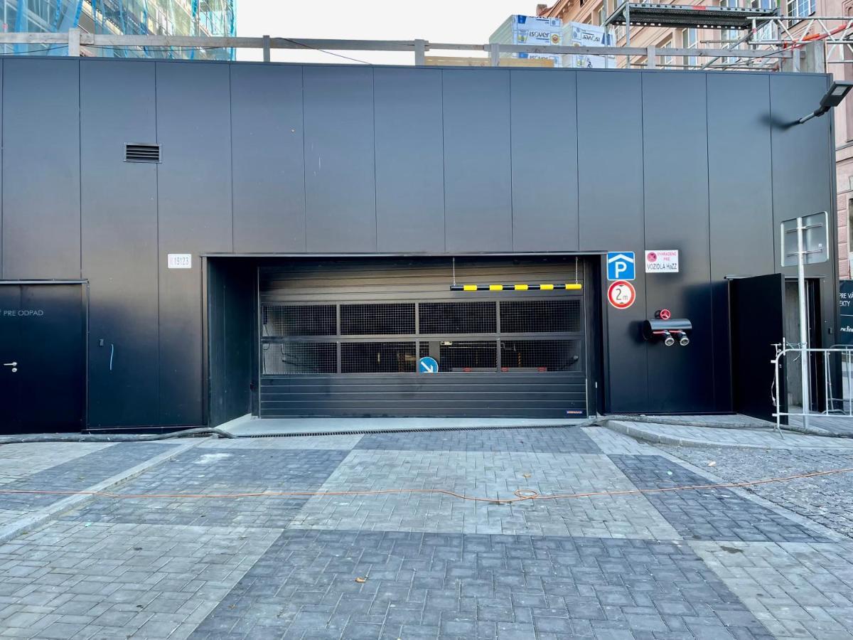 Central Stay 布拉迪斯拉发 外观 照片